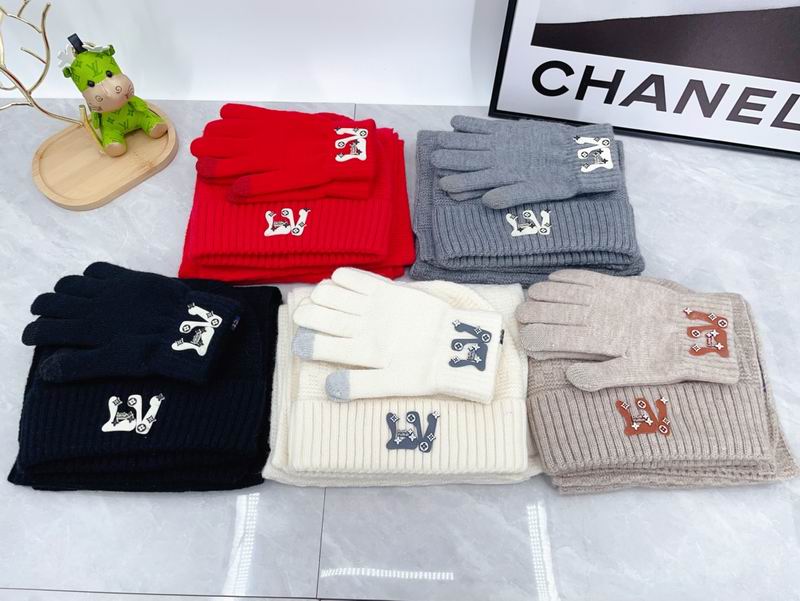 LV Scarf Hat Gloves 3PCS 0717